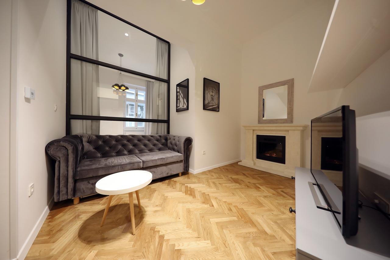 Central Apartments Zagreb Ngoại thất bức ảnh